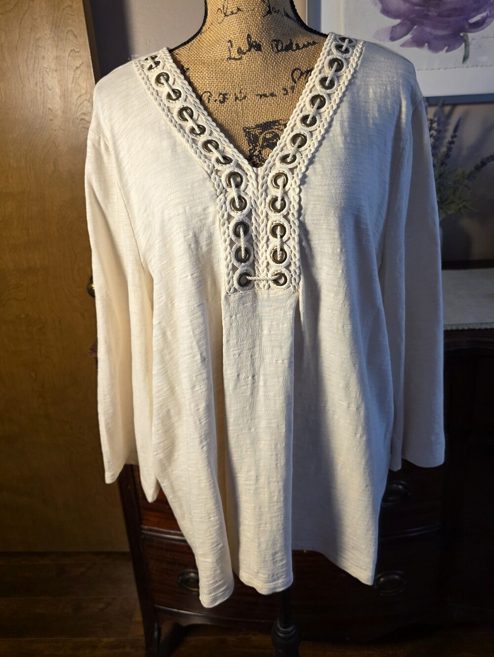 Chico's Cream V-Neck Tunic with Crochet Eyelet Trim